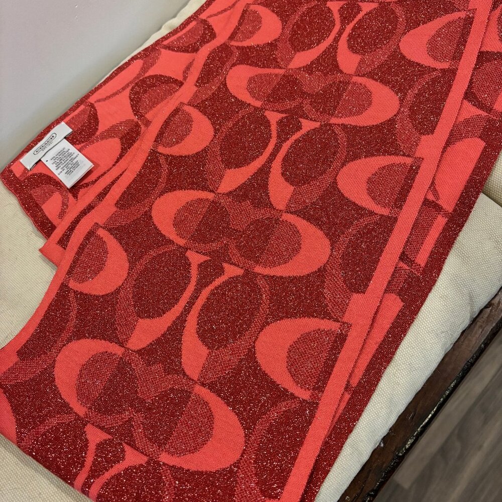 COPY - COACH GLITTER RED 7.5" x 60" SIGNATURE WOOL/ACRYLIC WOMEN'S SCARF, O/S